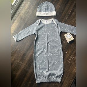 NWT Gerber baby boy grey sleep gown and head cap hat “Wild Guy” 0-6 months
